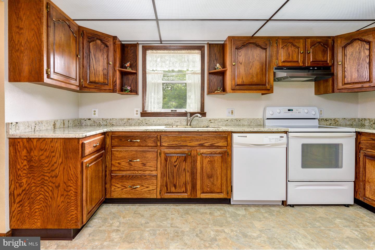 1348 Leeds Road Elkton, MD 21921 - Photo 8 of 26 Kitchen