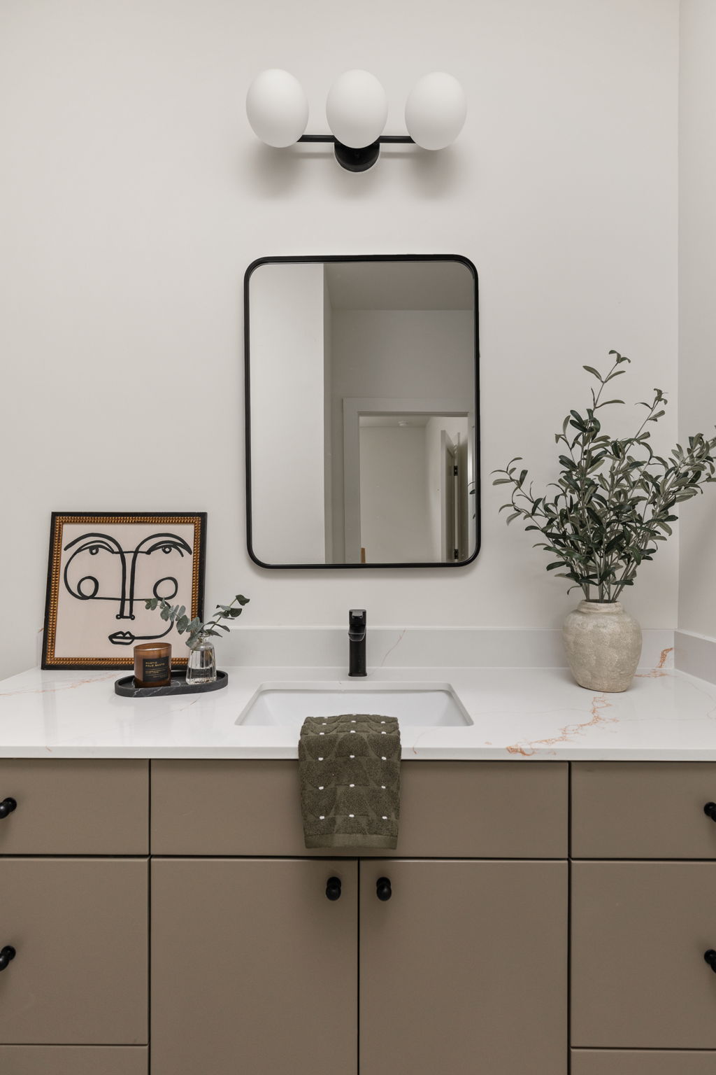 4414 South 1st Street, Unit 3 Austin, TX 78745 - Photo 31 of 39 Bathroom with vanity