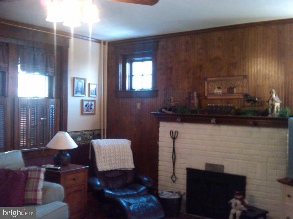 15 Pleasure Road Lancaster, PA 17601 - Photo 3 of 15 Gallery Image 3