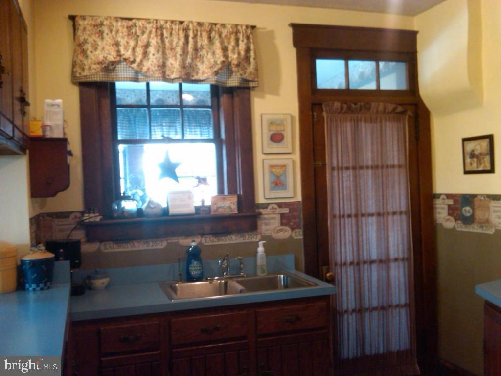 15 Pleasure Road Lancaster, PA 17601 - Photo 5 of 15 Gallery Image 5