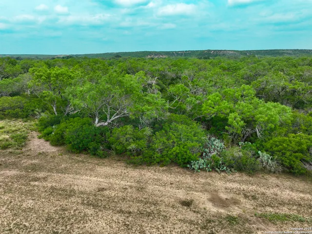 $420,000 | 0 Count Road 5232, Yancey, TX 78850