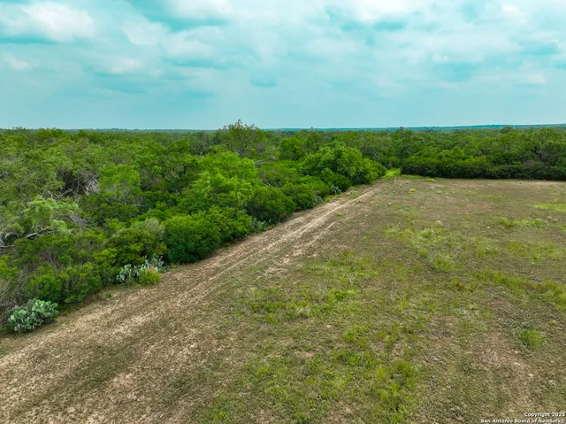 $420,000 | 0 Count Road 5232, Yancey, TX 78850