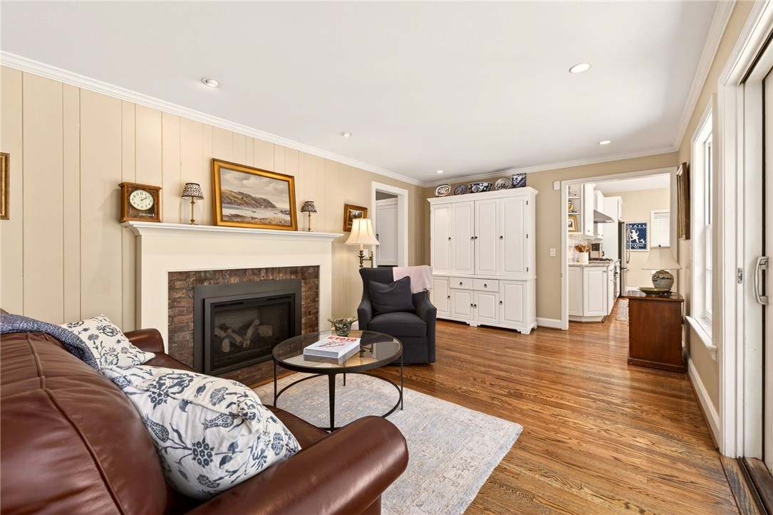 220 Overbrook Road Pittsford, NY 14618 - Photo 19 of 47