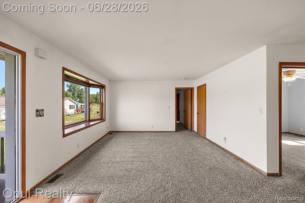 23815 Carleton West Road Belleville, MI 48111 - Photo 10 of 64
