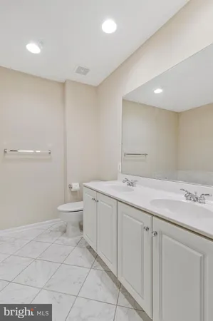 $4,750 | 705 Capitol Square Place Southwest, Washington, DC 20024
