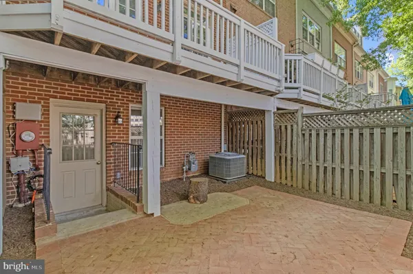 $4,750 | 705 Capitol Square Place Southwest, Washington, DC 20024