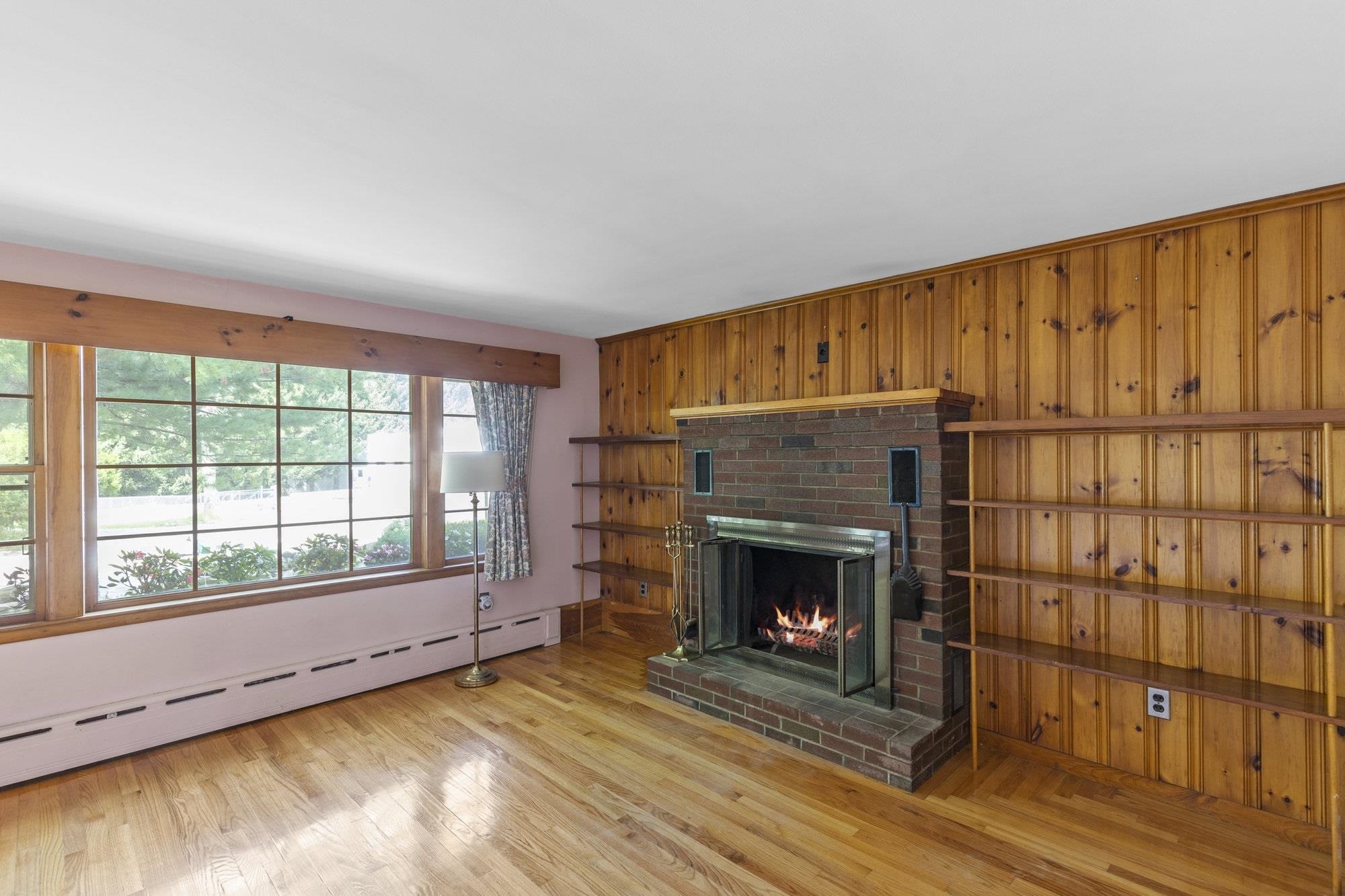 354 Wallis Road Rye, NH 03870 - Photo 11 of 38