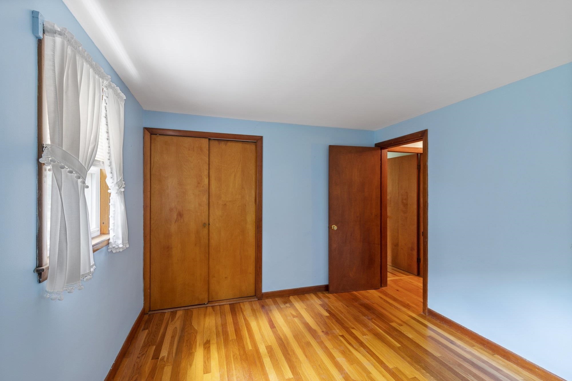 354 Wallis Road Rye, NH 03870 - Photo 17 of 38