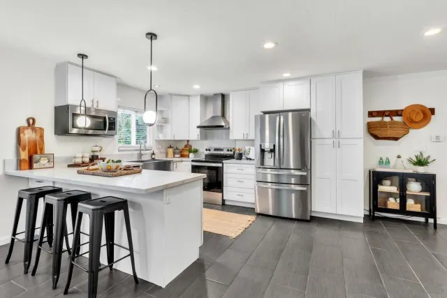 $1,175,000 | 2167 Sunset Drive, Escondido, CA 92025