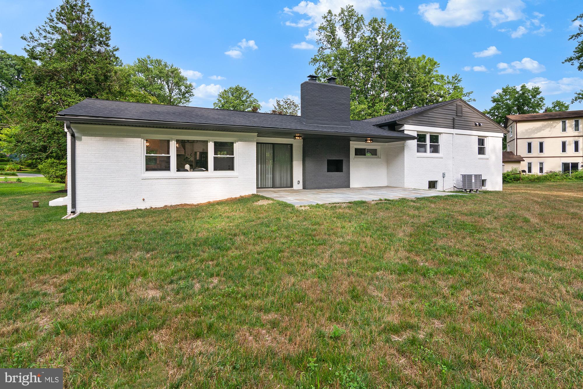 14200 Dav Road Rockville, MD 20850 - Photo 12 of 60 Charming home with spacious yard.