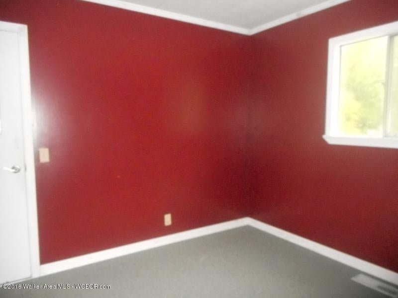 1277 Wolf Road Sulligent, AL 35586 - Photo 8 of 12 Gallery Image 8