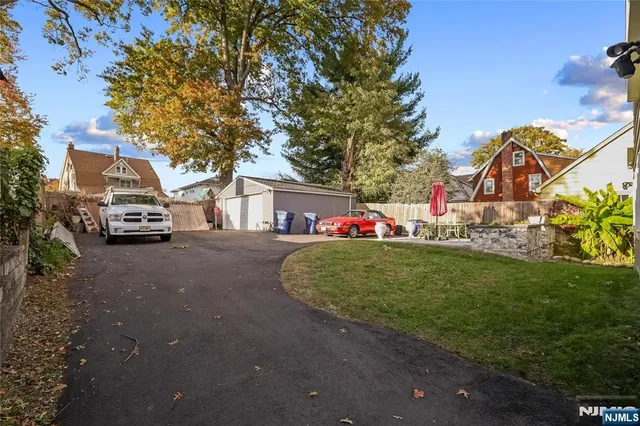 $935,000 | 165 Pine Street, Hackensack, NJ 07601