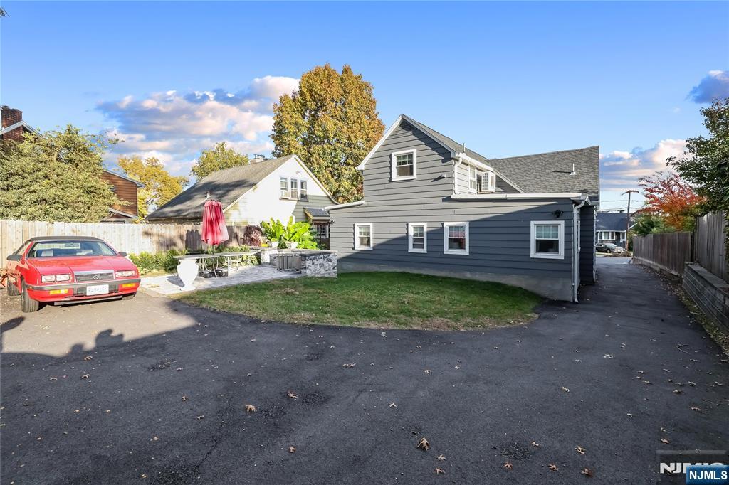 165 Pine Street Hackensack, NJ 07601 - Photo 35 of 41