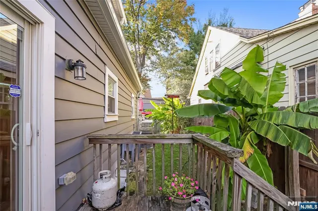 $935,000 | 165 Pine Street, Hackensack, NJ 07601
