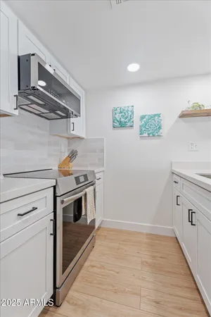 $157,900 | 3033 East Devonshire Avenue, Unit 2003, Phoenix, AZ 85016