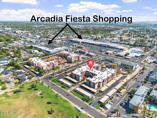 a view of an outdoor space