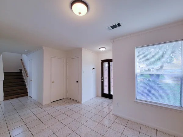 $1,750 | 11810 Rolling Stream Drive, Tomball, TX 77375