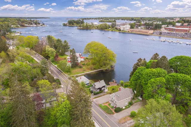$1,395,000 | 116 Whipple Road, Kittery, ME 03904