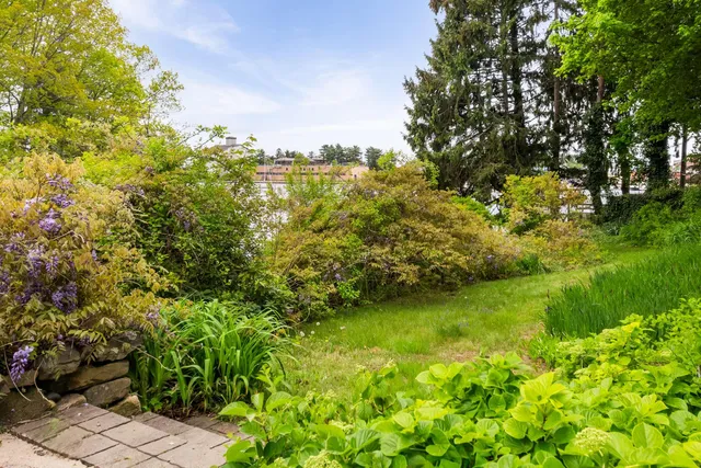 $1,395,000 | 116 Whipple Road, Kittery, ME 03904