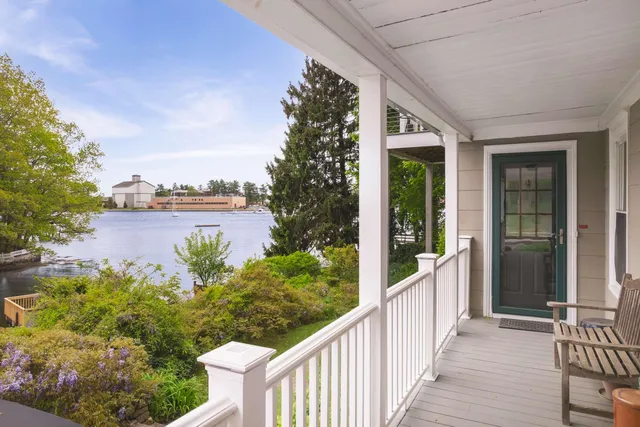 $1,395,000 | 116 Whipple Road, Kittery, ME 03904