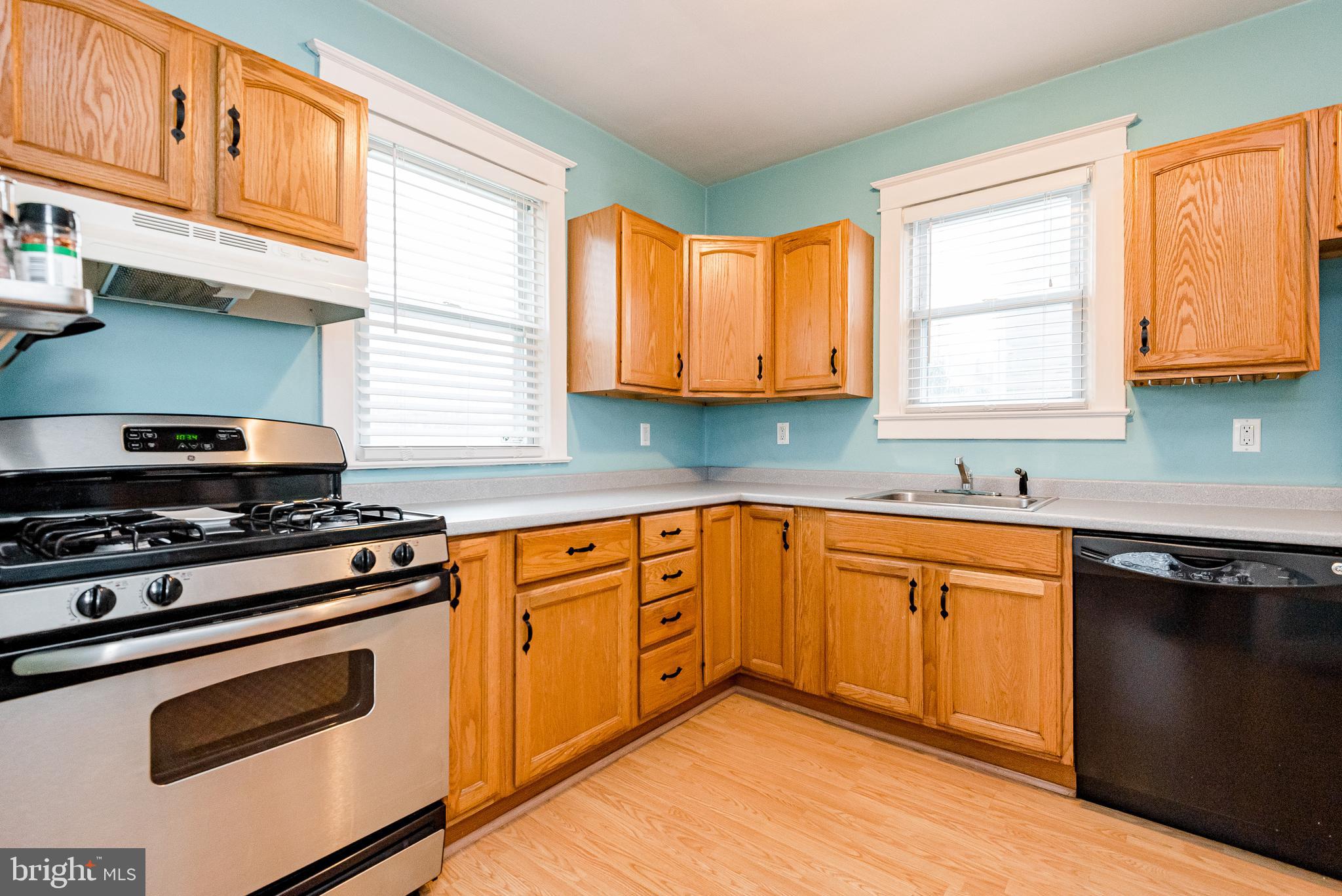 5526 Ashbourne Road Baltimore, MD 21227 - Photo 13 of 39 Gallery Image 13