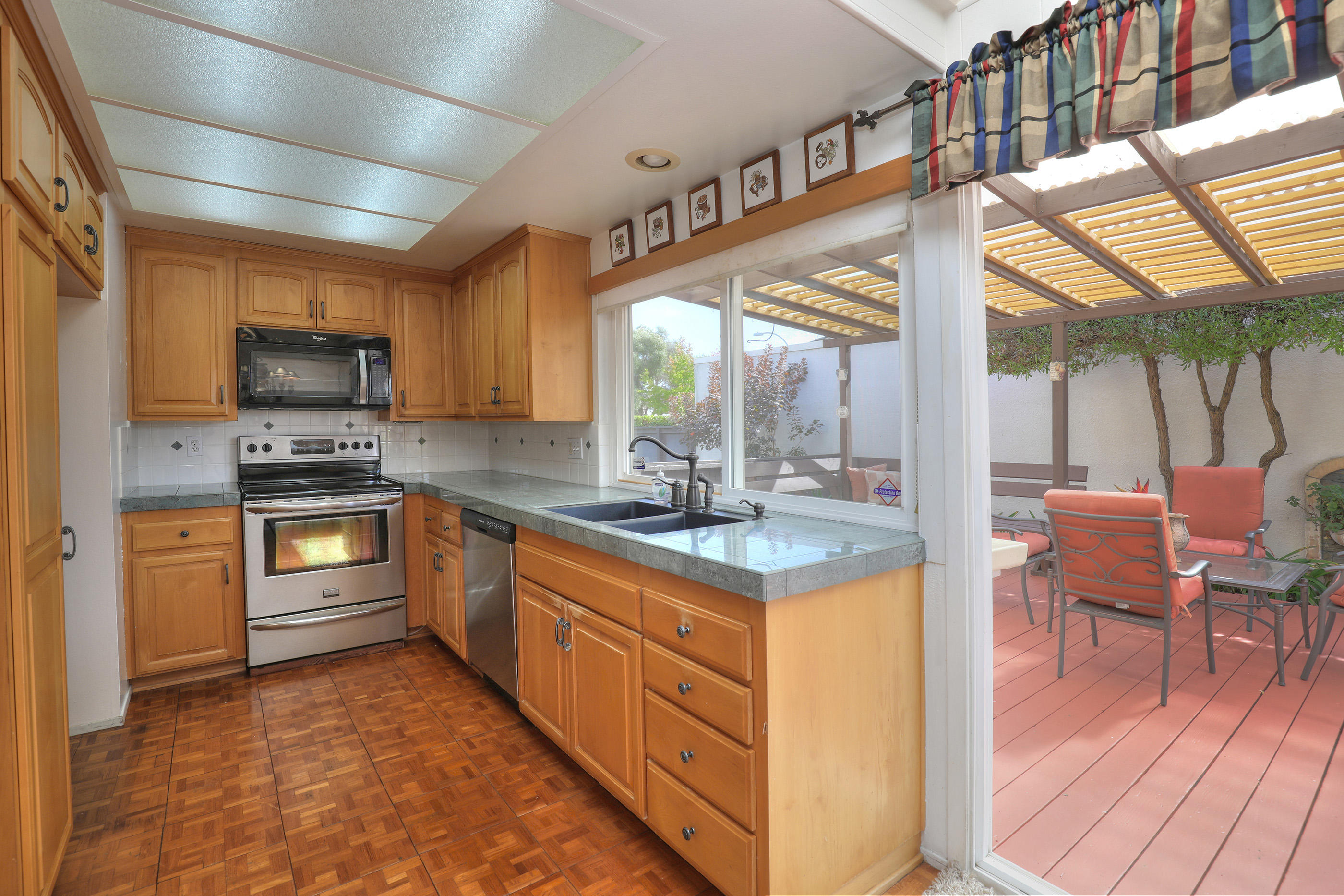 475 Reed Court Goleta, CA 93117 - Photo 8 of 22 Kitchen