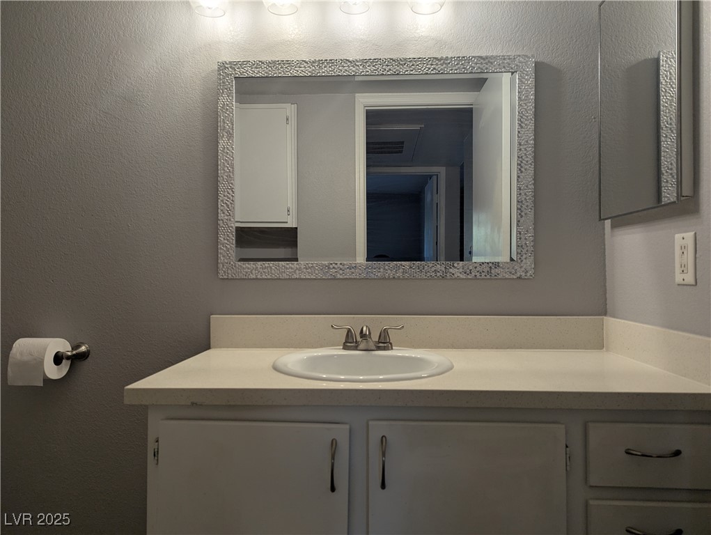555 East Silverado Ranch Boulevard, Unit 2171 Las Vegas, NV 89183 - Photo 18 of 42