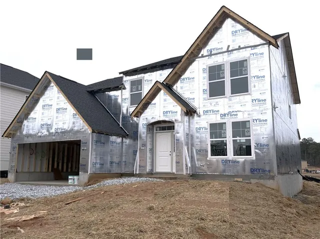 a house view with a outdoor space