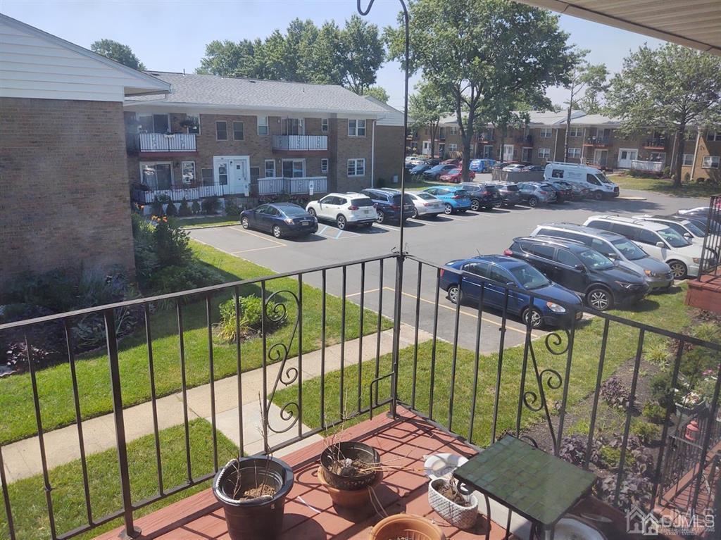 192 Evergreen Road, Unit 13B Edison, NJ 08837 - Photo 13 of 22 Gallery Image 13