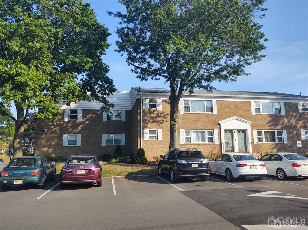 192 Evergreen Road, Unit 13B Edison, NJ 08837 - Photo 2 of 22 Gallery Image 2