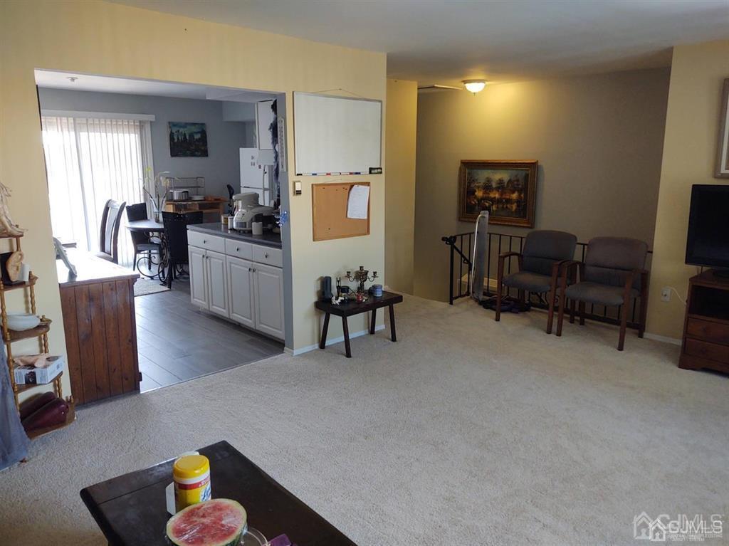 192 Evergreen Road, Unit 13B Edison, NJ 08837 - Photo 6 of 22 Gallery Image 6