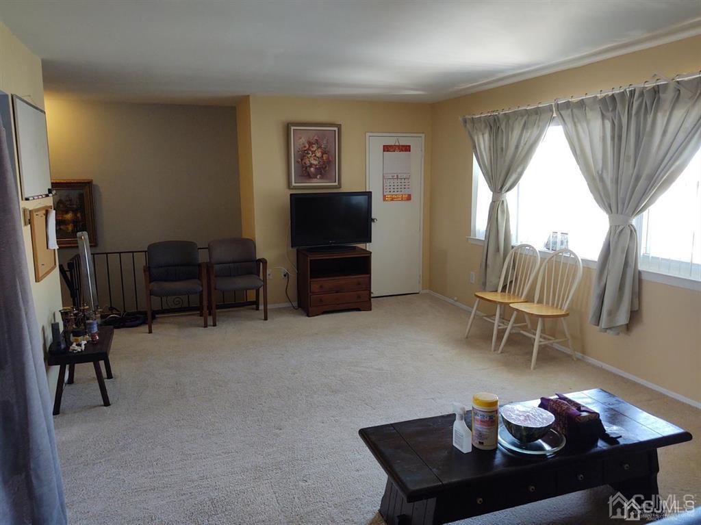 192 Evergreen Road, Unit 13B Edison, NJ 08837 - Photo 7 of 22 Gallery Image 7