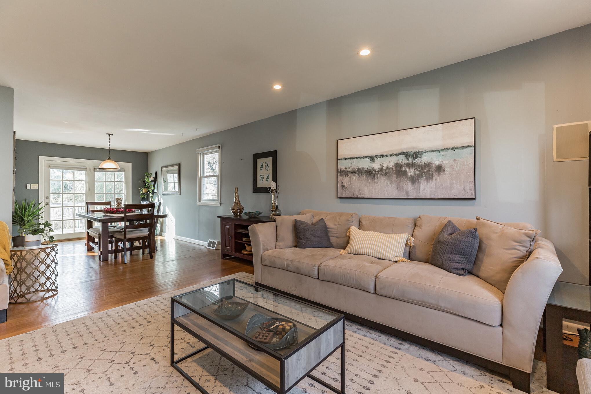 302 Cambridge Road Cherry Hill, NJ 08034 - Photo 5 of 36