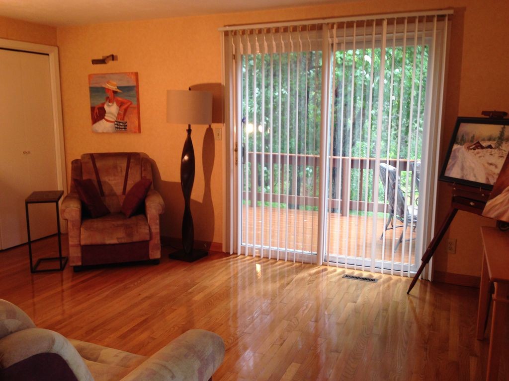 9 Barefoot Hill Road Sharon, MA 02067 - Photo 10 of 24 Gallery Image 10