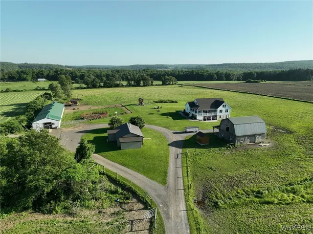 $330,000 | 8079 County Road 3, Centerville, NY 14065