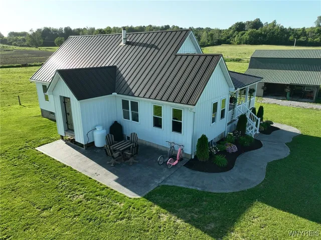 $330,000 | 8079 County Road 3, Centerville, NY 14065