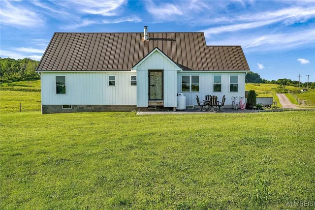 $330,000 | 8079 County Road 3, Centerville, NY 14065