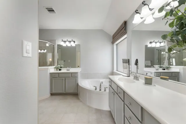 $425,000 | 27515 Chris Ridge Court, Spring, TX 77386