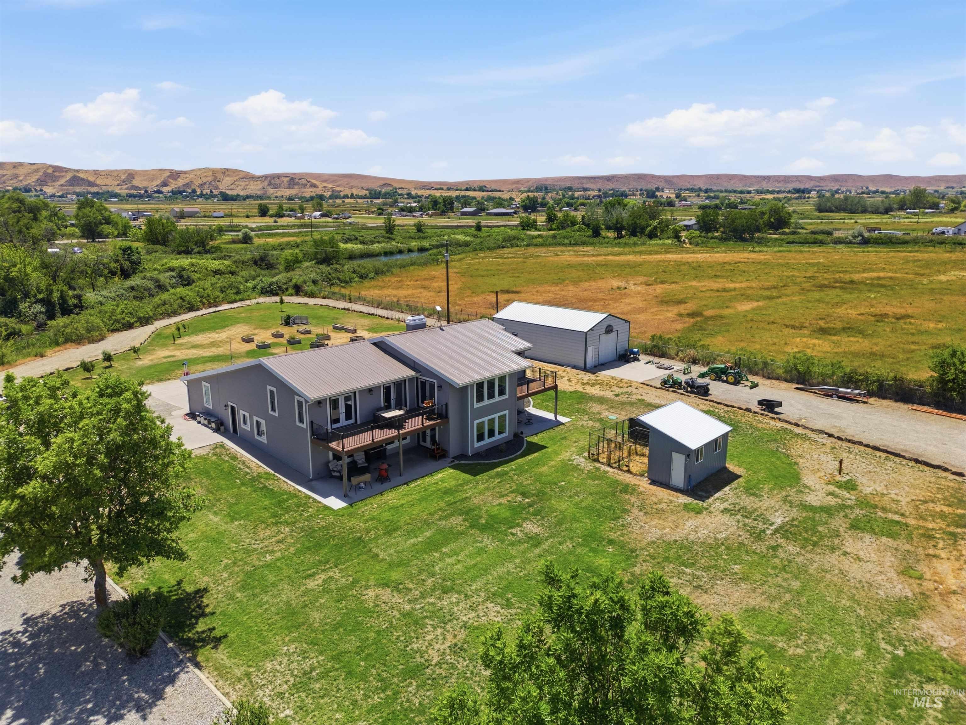 5595 Cascade Road Emmett, ID 83617 - Photo 8 of 50