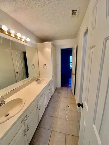$3,000 | 4621 Lakepointe Avenue, Rowlett, TX 75088