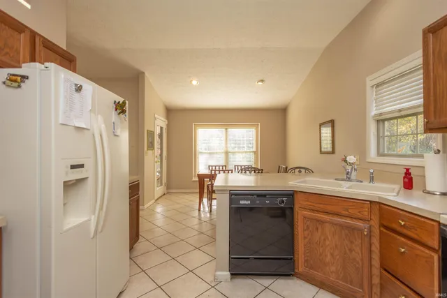 $299,900 | 1842 Mill Pond Lane, Lafayette, IN 47905