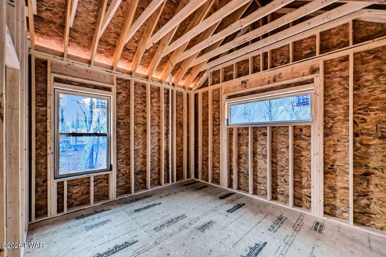 101 Maple Leaf Road Lackawaxen, PA 18435 - Photo 20 of 126