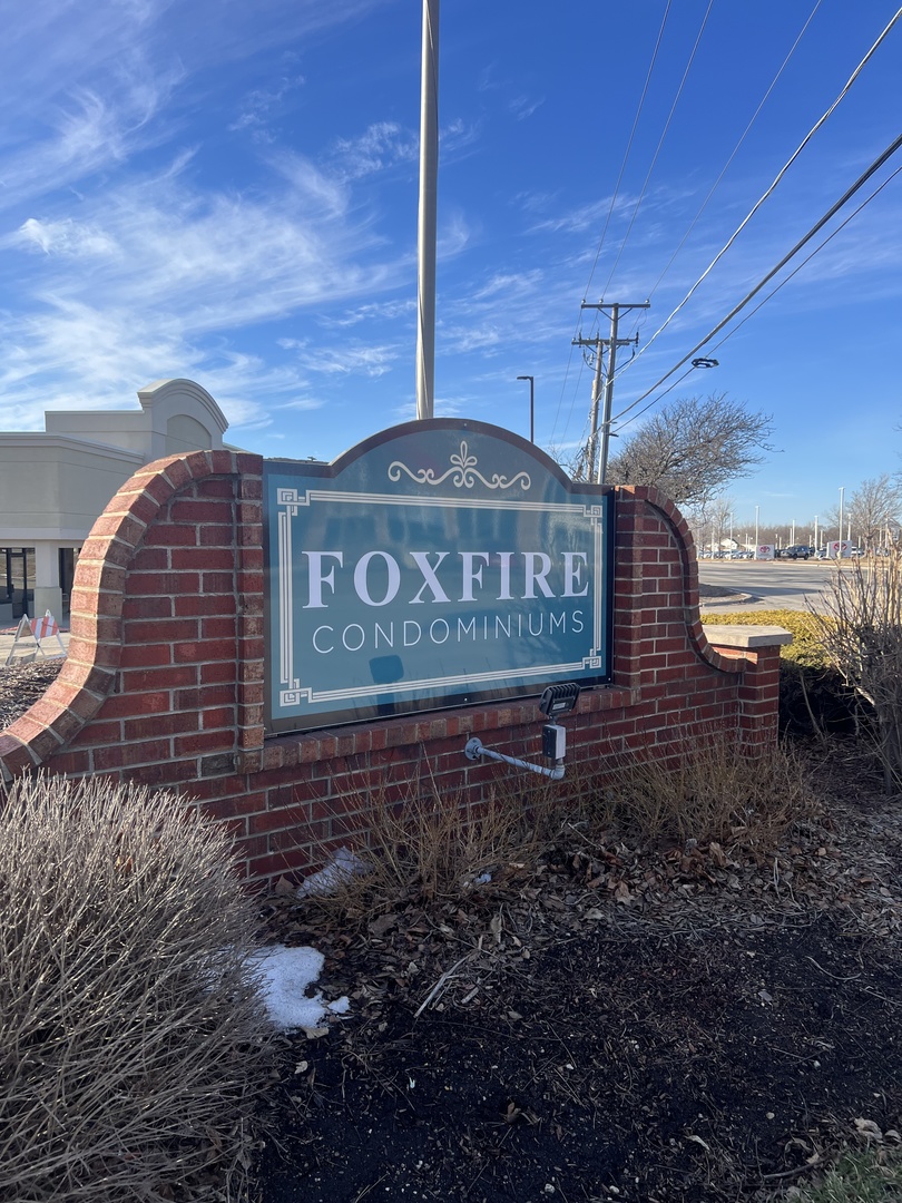 2040 North Rand Road, Unit 109 Palatine, IL 60074 - Photo 2 of 2