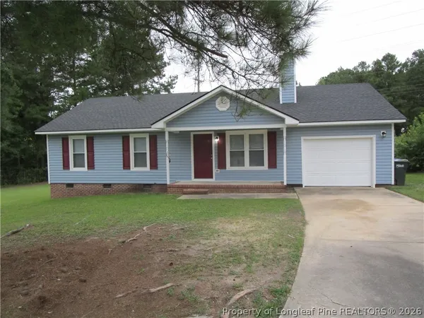$1,300 | 2122 Constitution Drive, Fayetteville, NC 28301