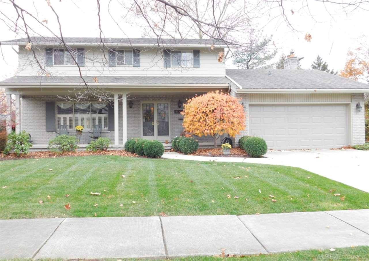 1091 Canterbury Road Grosse Pointe Woods, MI 48236 - Photo 1 of 26