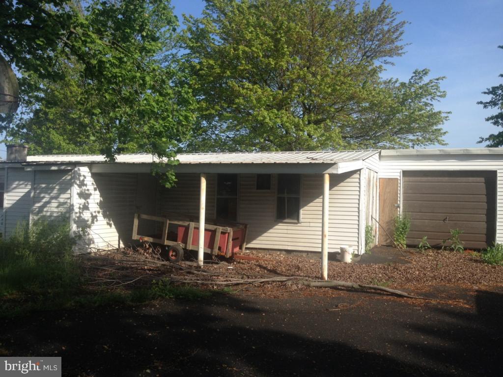 855 Mount Joy Road Manheim, PA 17545 - Photo 3 of 3
