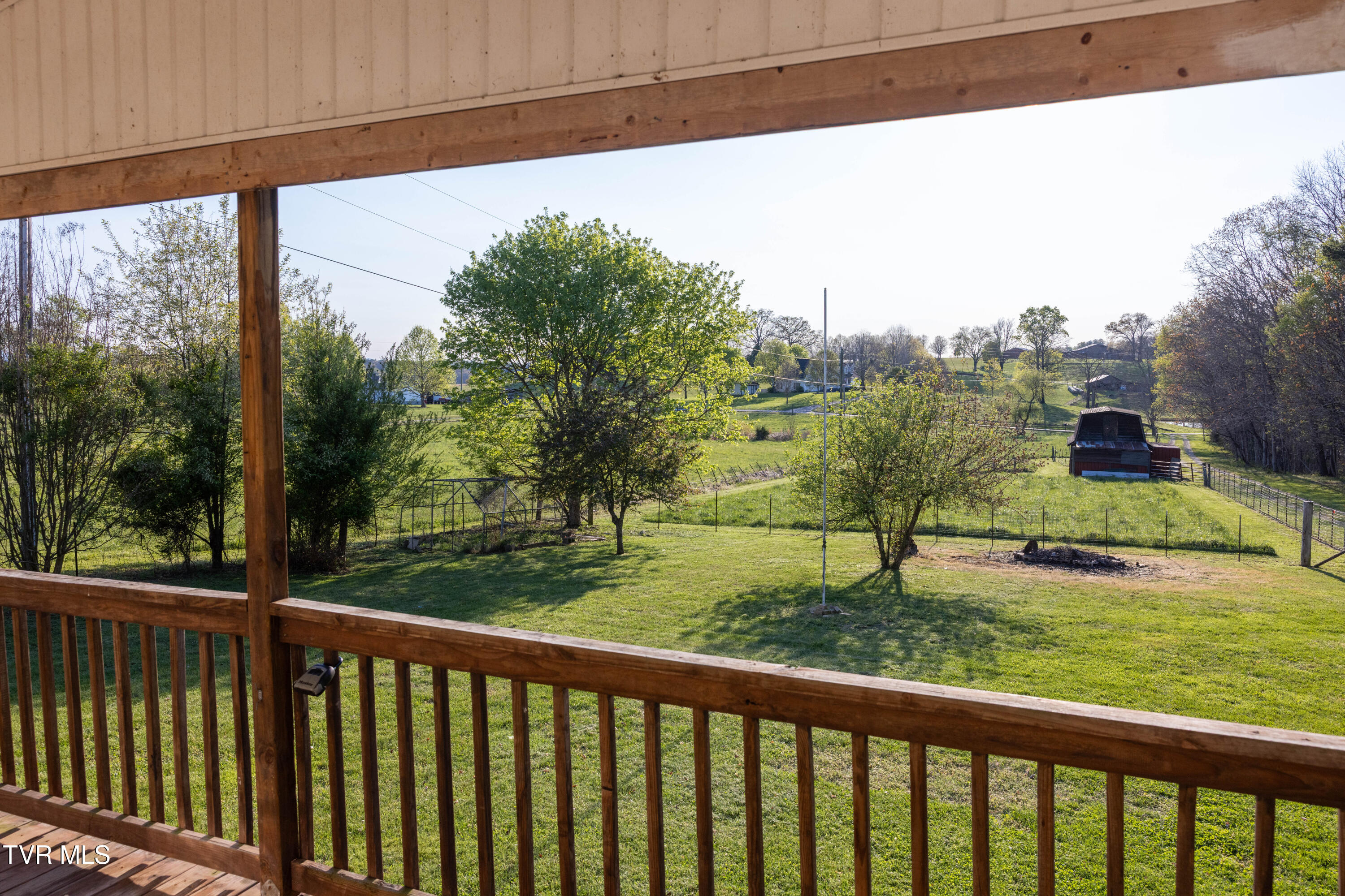 55 Kay Miller Lane Chuckey, TN 37641 - Photo 32 of 38 Front Porch View