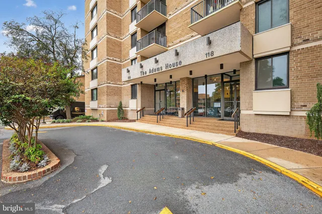 $165,000 | 118 Monroe Street, Unit 604, Rockville, MD 20850