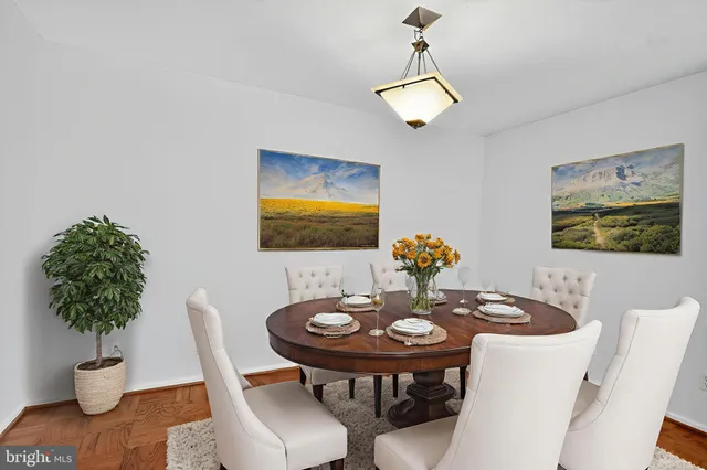 $165,000 | 118 Monroe Street, Unit 604, Rockville, MD 20850