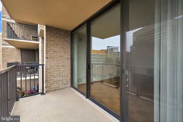 $165,000 | 118 Monroe Street, Unit 604, Rockville, MD 20850